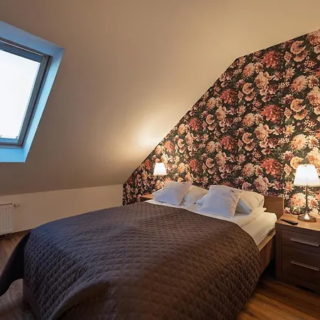 Gaja アパート ダルウフコ