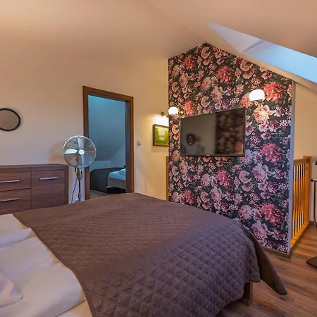 Gaja * ダルウフコ